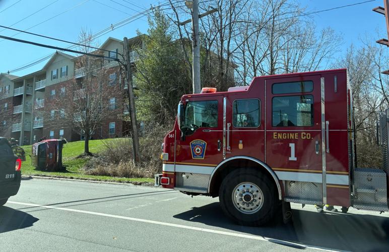 rollover crash Decatur main st