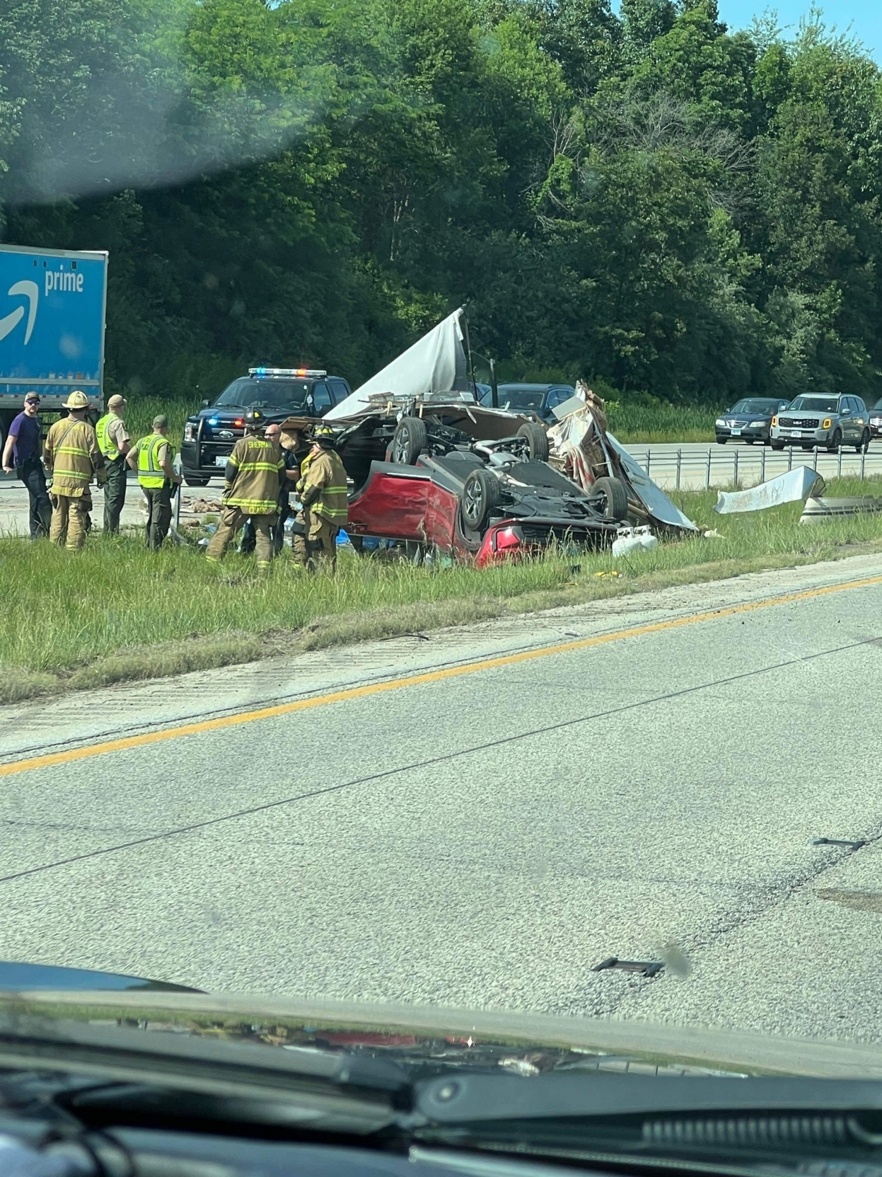 Rollover crash causes slowdown on I-55 north of Springfield