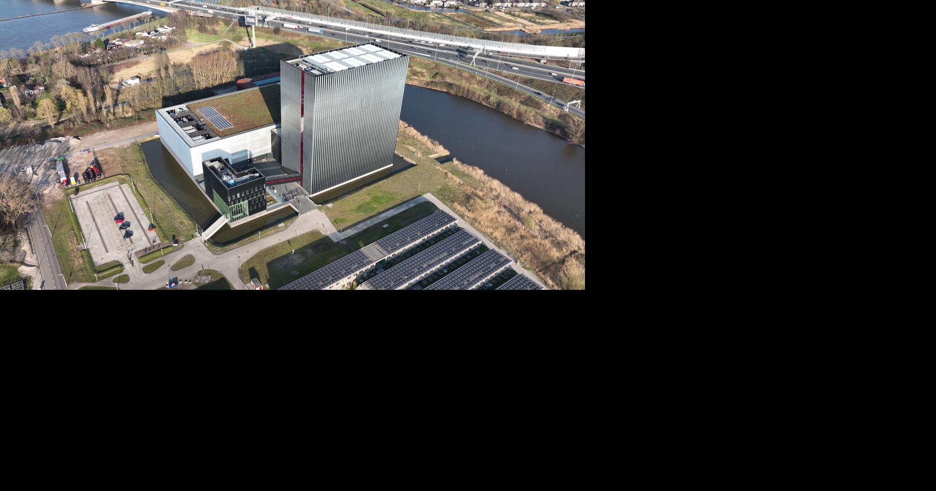 Read moreIn the PR battle for AI data centers, tech giants got a blue-collar ally