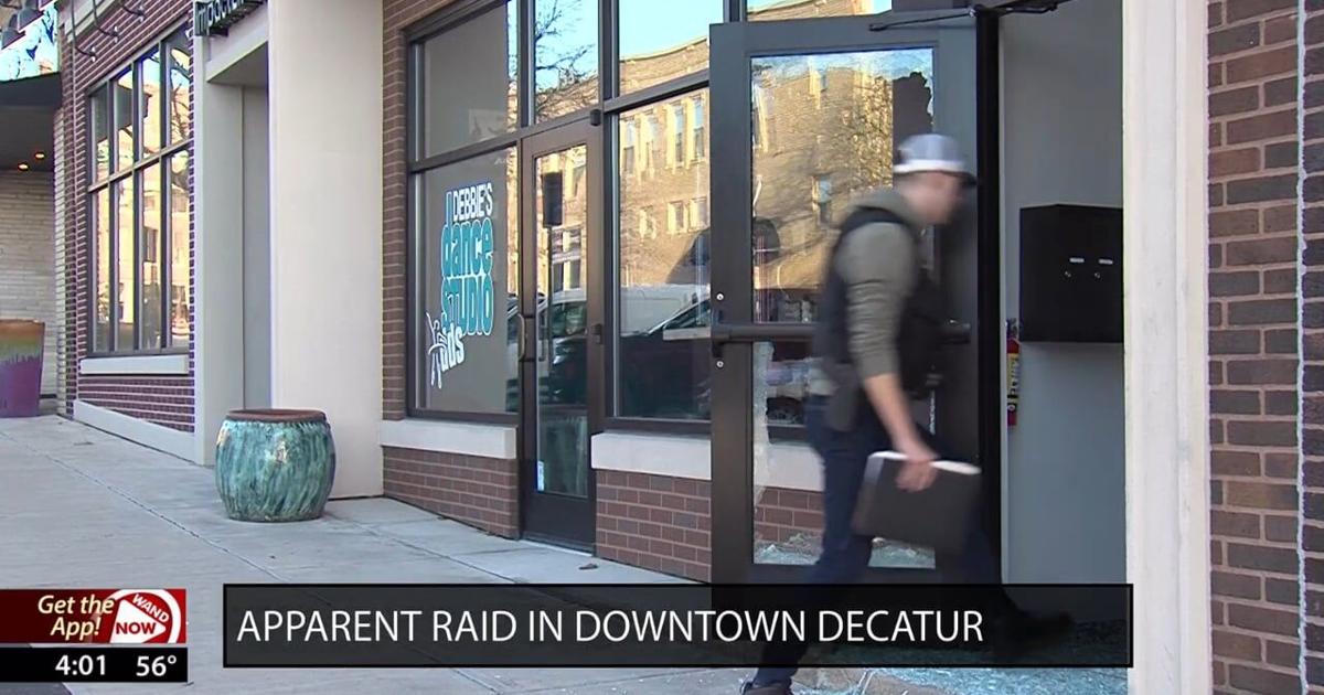 Apparent raid conducted at apartment in downtown Decatur connected to Homeland Security Apparent raid conducted at apartment in downtown Decatur connected to Homeland Security