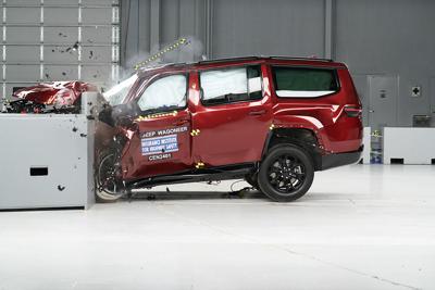 Jeep Wagoneer Crash Test