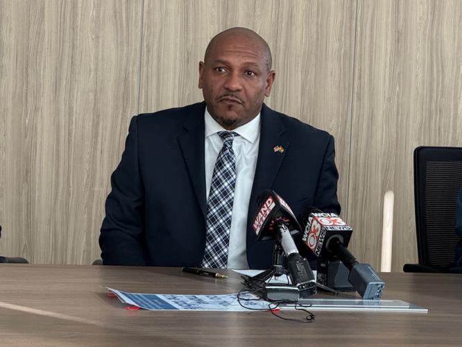 County County Clerk Aaron Ammons