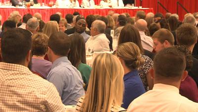 Basketball's best honored at IBCA Hall of Fame Banquet