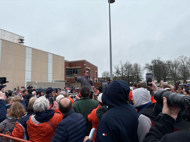 ILLINI Send Off