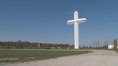 Discovering Central Illinois: Effingham's Cross at the Crossroads