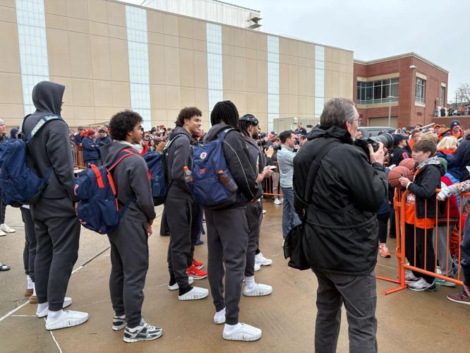 ILLINI Send Off