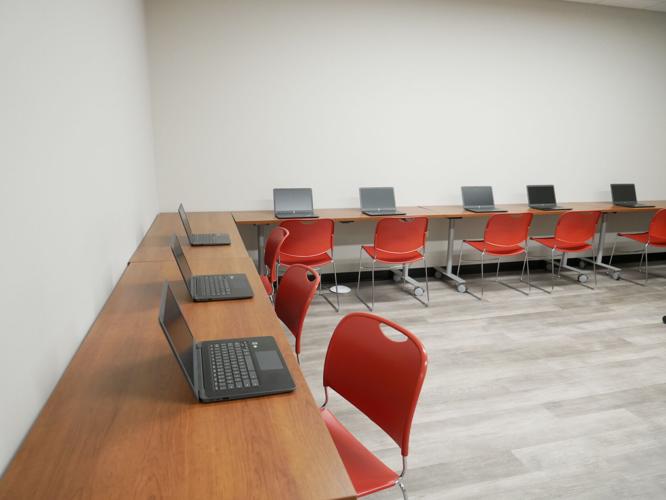 2021 Dwayne Hallman Computer Lab 2.JPG