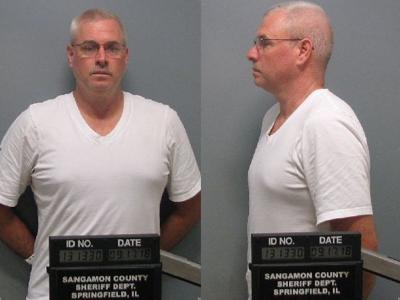 Illinois correctional employee charged with sexual misconduct