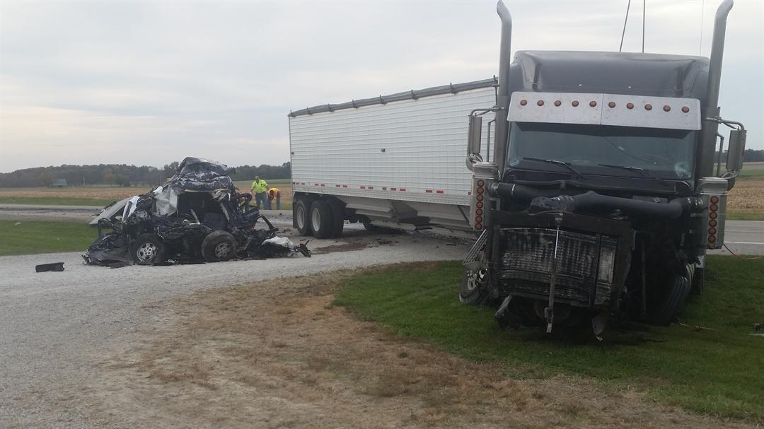 Illinois Route 1 crash leaves one man dead Top Stories
