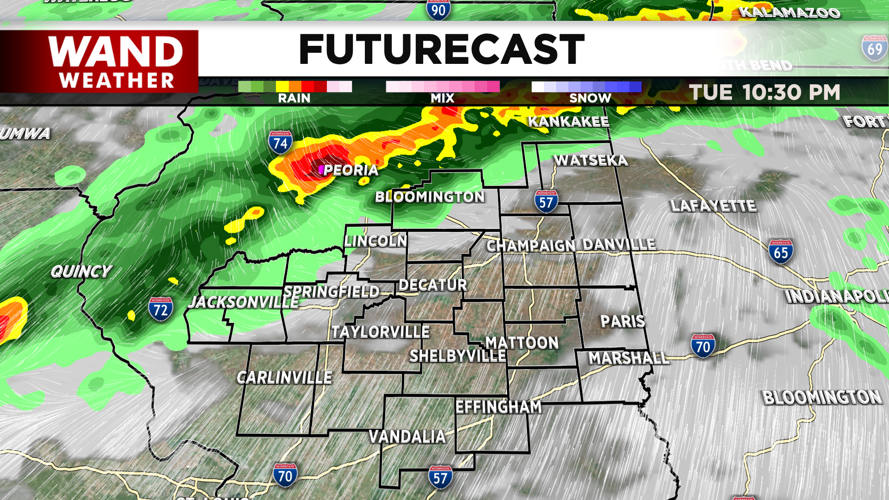 10 pm storms staying north of I-74.png