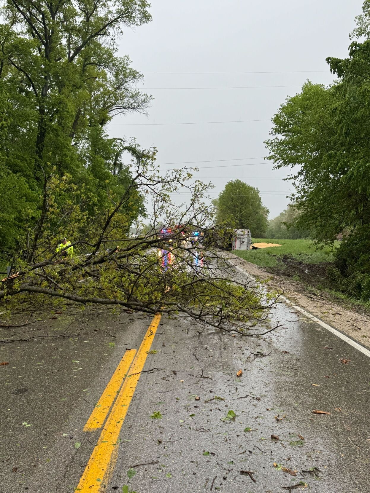 Grain truck tipped over in Christian County