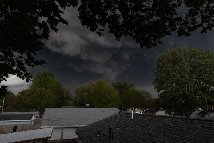 Storm on north end of Springfield 2