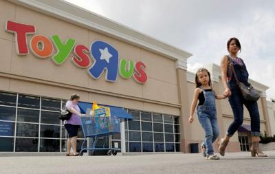 Toys R Us on brink of complete closure