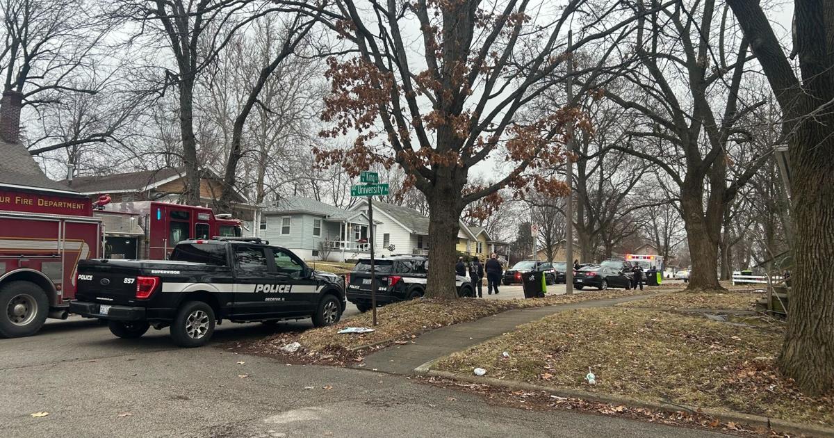 Police: Decatur officer hit by car as woman attempted to evade arrest ...
