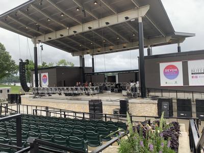 Devon Lakeshore Amphitheater