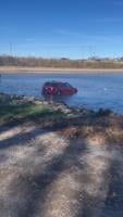 Car pulled out the water after crashing into Lake Decatur