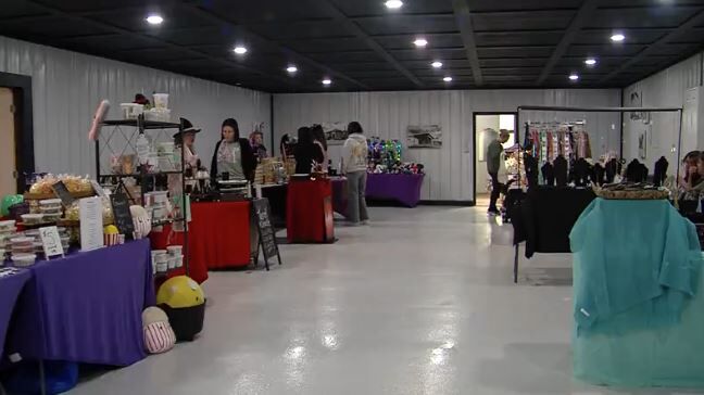 melting pot vendor market