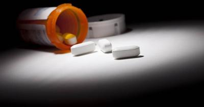 Americans more likely to die from accidental opioid overdoses than from car crashes