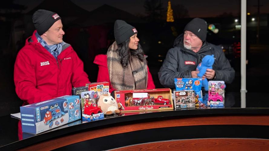 WAND's Morning Crew Spirit of Giving