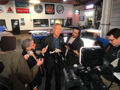 Rauner calls Dems 'mafia protection racket'