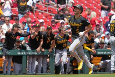 Pirates Cardinals Baseball