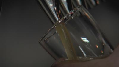 Haircuts and beer could soon mix in Vegas