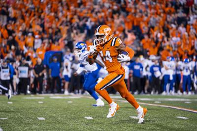 Xavier Scott to Return to Illinois in 2025