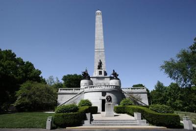 Lincoln Tomb in Springfield