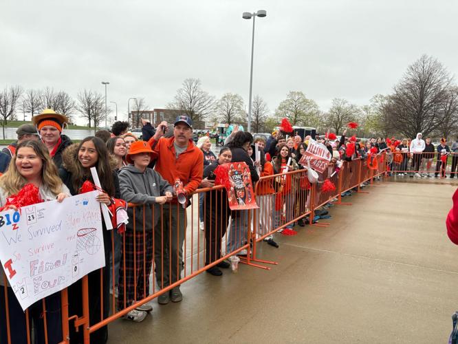 ILLINI Send Off
