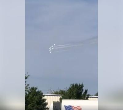 Thunderbirds refuel in Savoy on trip to base