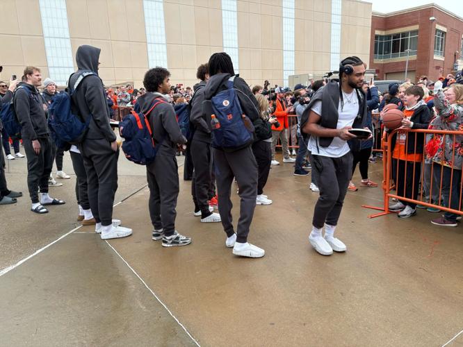 ILLINI Send Off