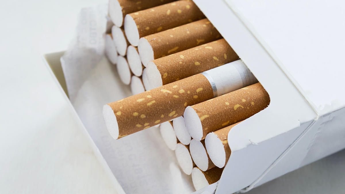 Current smokers under age of 21 will not be grandfathered in under new  tobacco bill | News