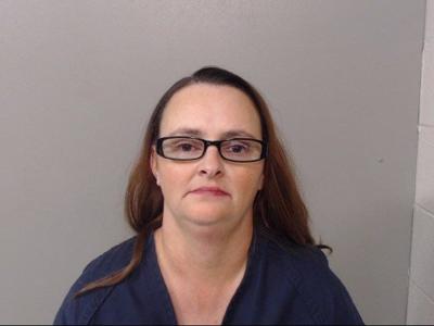 Police: Mother on hand as teen shattered window, made threats