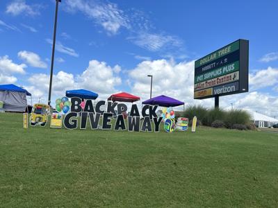 Verizon backpack giveaway