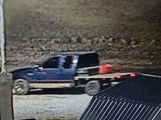 Mt. Pulaski police looking for suspect in connection with arson