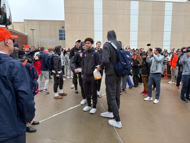 ILLINI Send Off