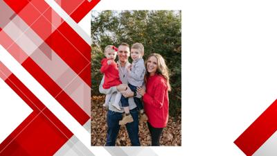 Trooper Carns with his children and wife