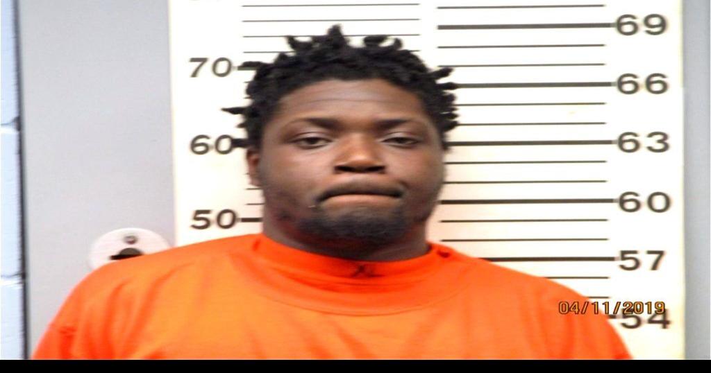 Man accused of robbing Plover Pizza Ranch turns himself in Archive