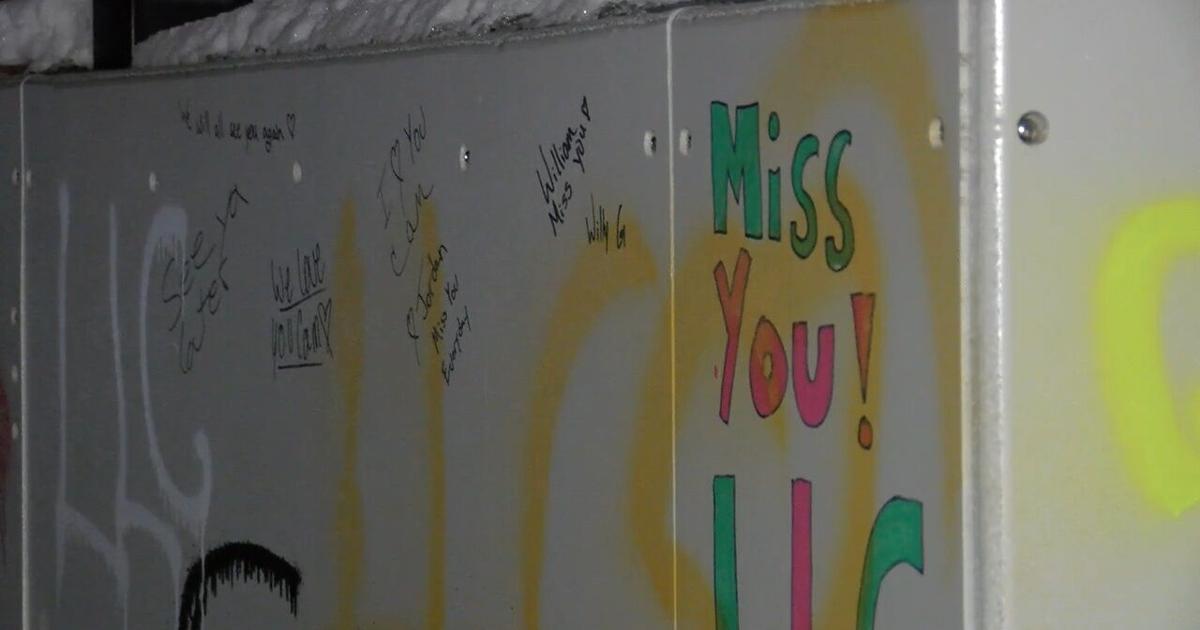 Marshfield community uses art to remember teen | Top Stories