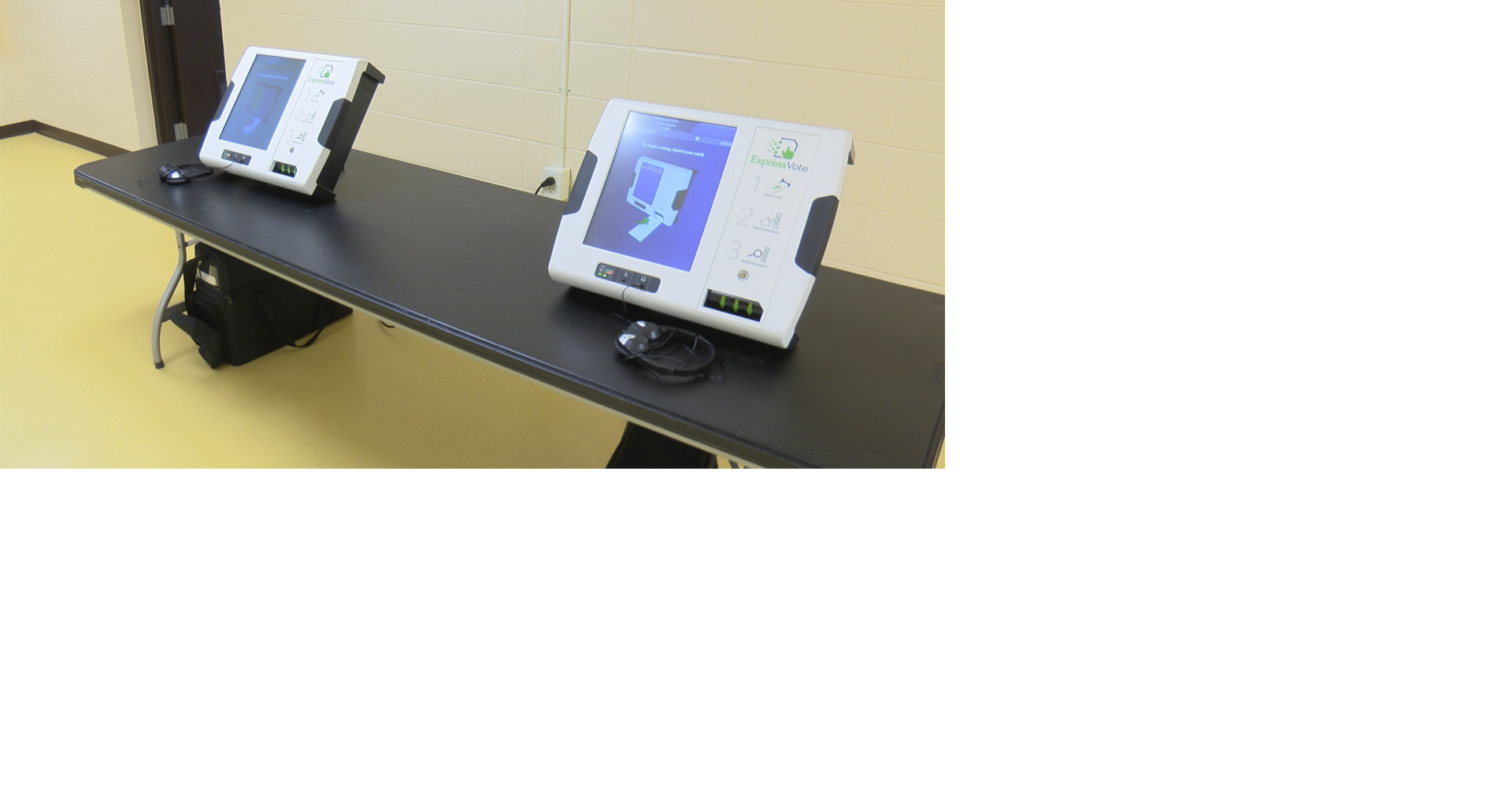 Kronenwetter tests voting machines for 2026 spring primary elections ...