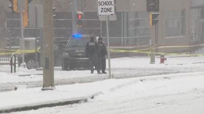 Milwaukee police officer shot