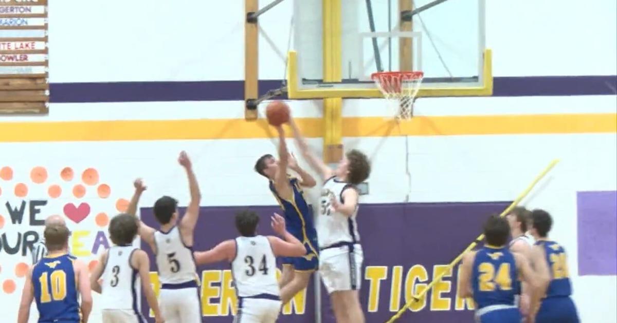 Tigerton claims CWC-North title with win over Marion | High School ...