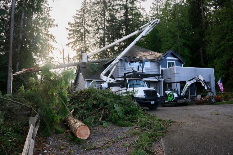 A new storm is lashing areas hit by a deadly bomb cyclone and boosting ...
