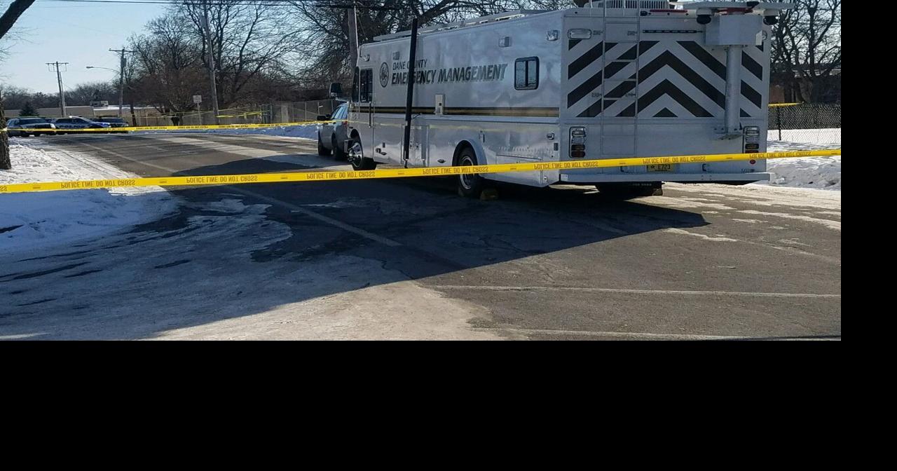 Armed robbery suspect shot when police tried to take him into custody ...