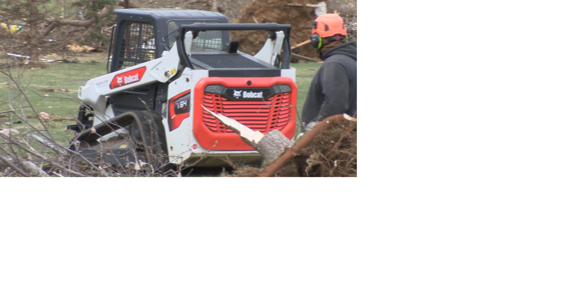 Officials warn of storm cleanup scams | News | waow.com