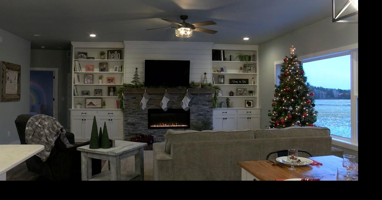 Fundraiser helps celebrate Christmas tradition | Top Stories | waow.com