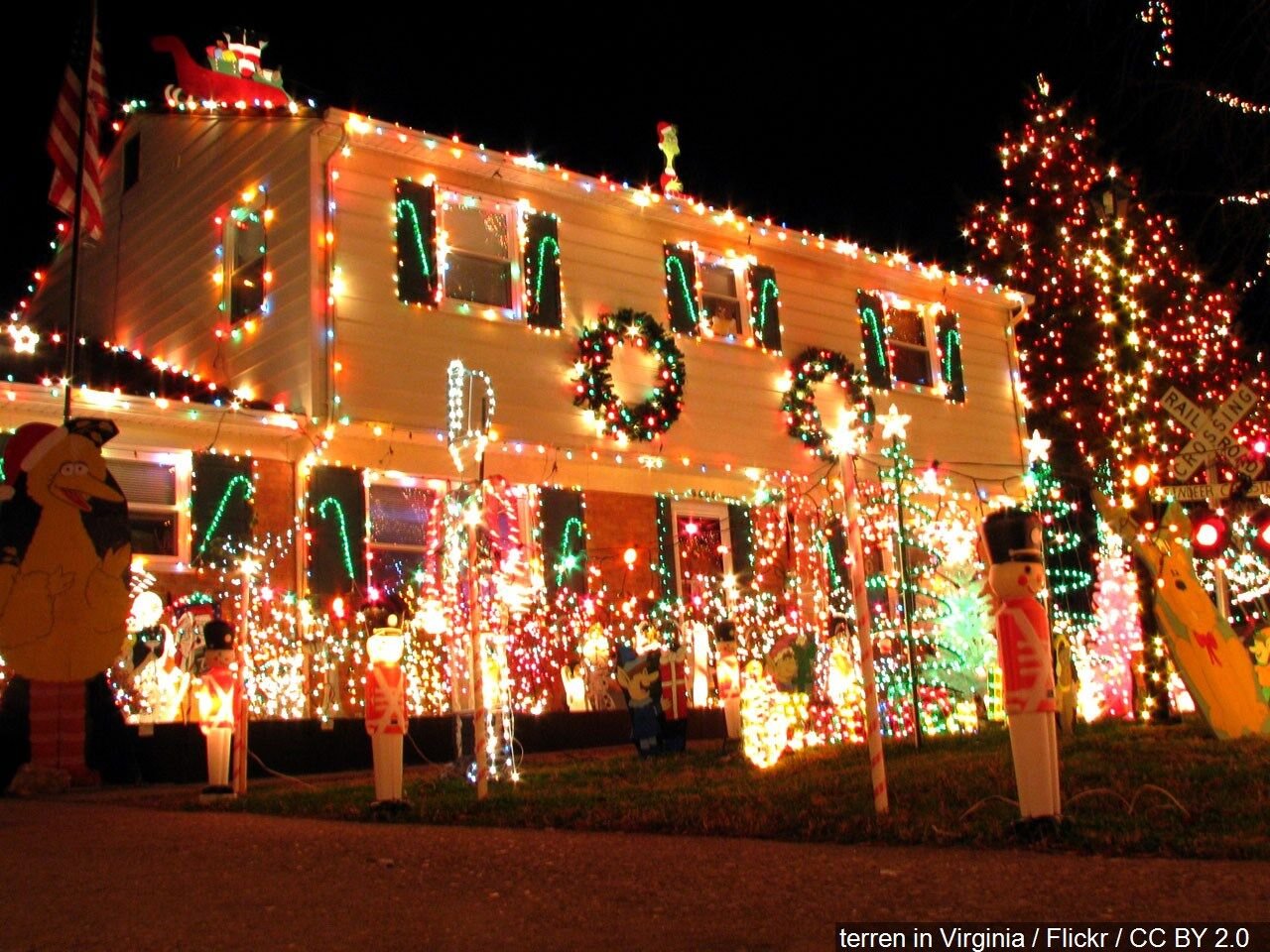 Christmas Stores in Virginia