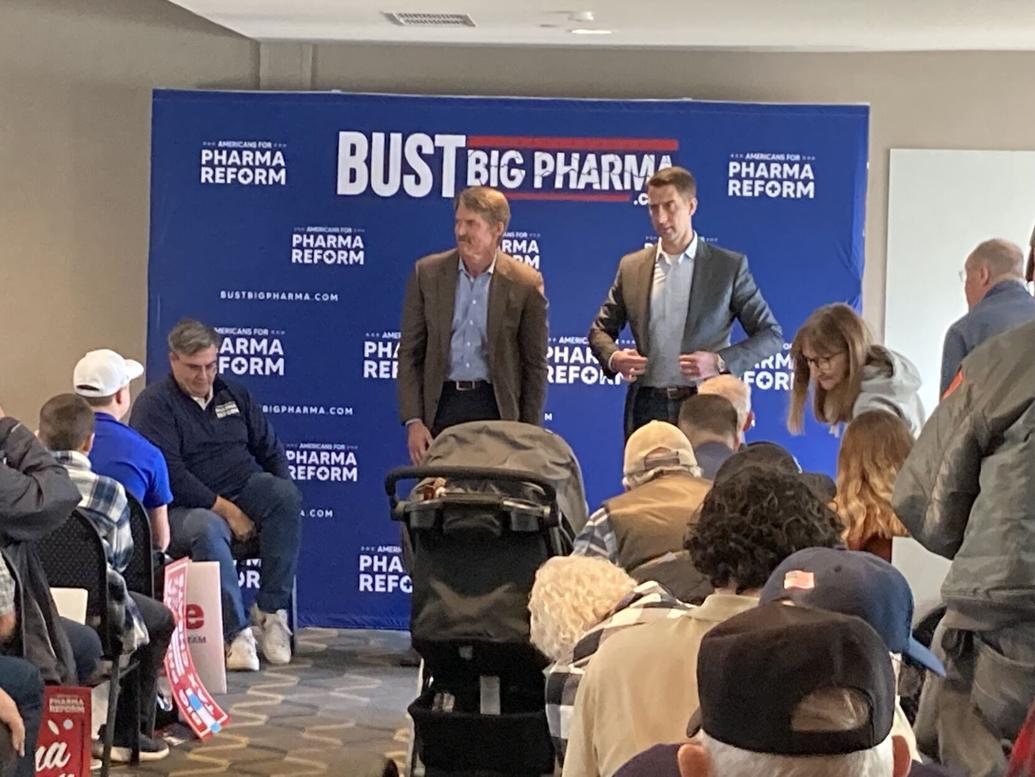 Hovde shares prescription drug costcutting plans in Eau Claire town