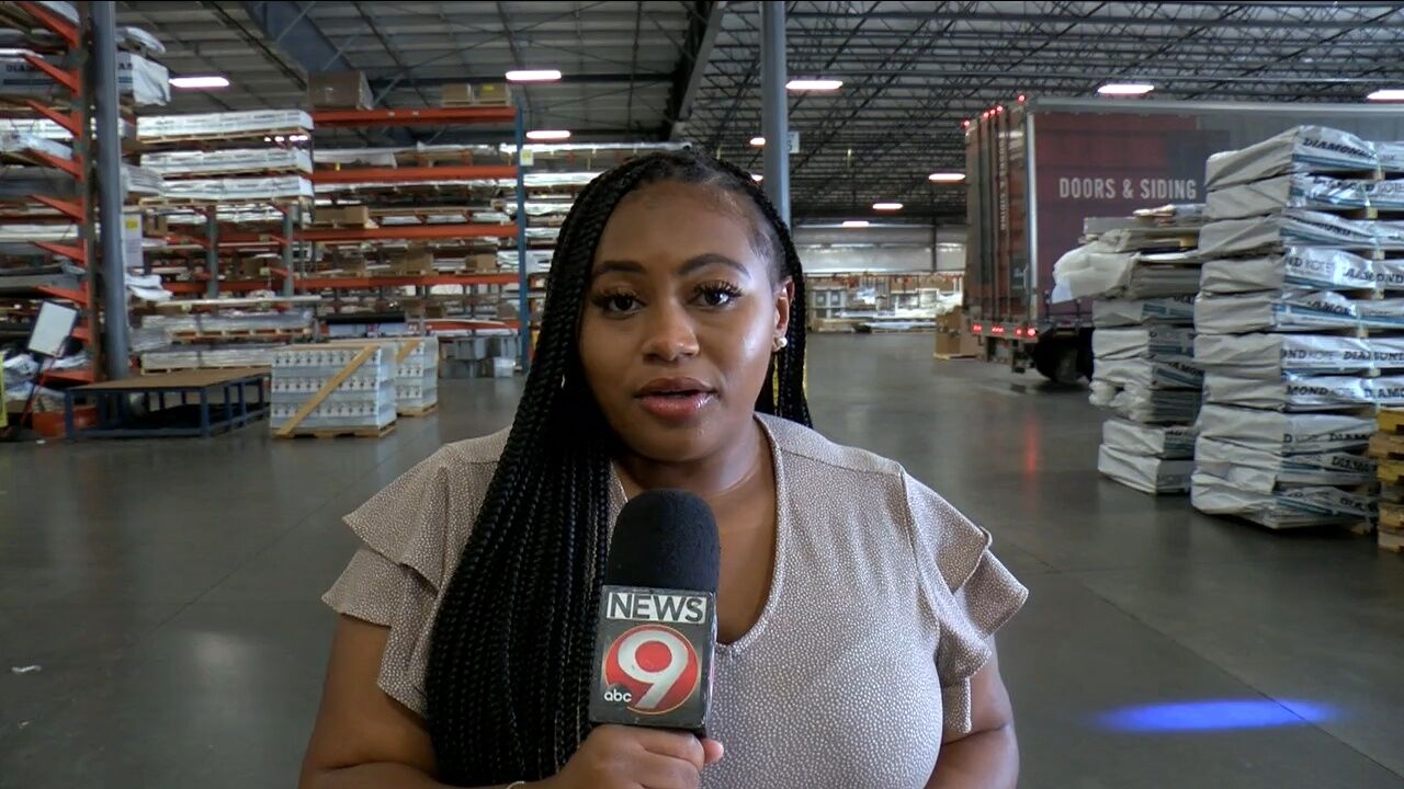 Wausau Supply Company Awards Employee for 2 million miles safely 