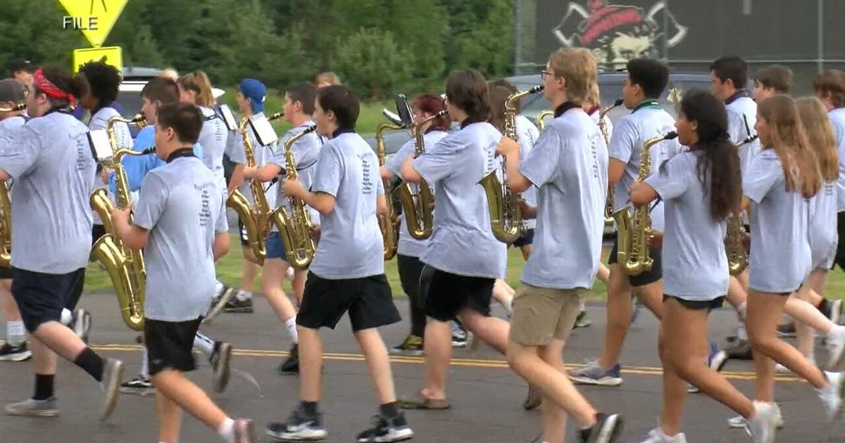 Wisconsin students perform in the Tournament of Roses